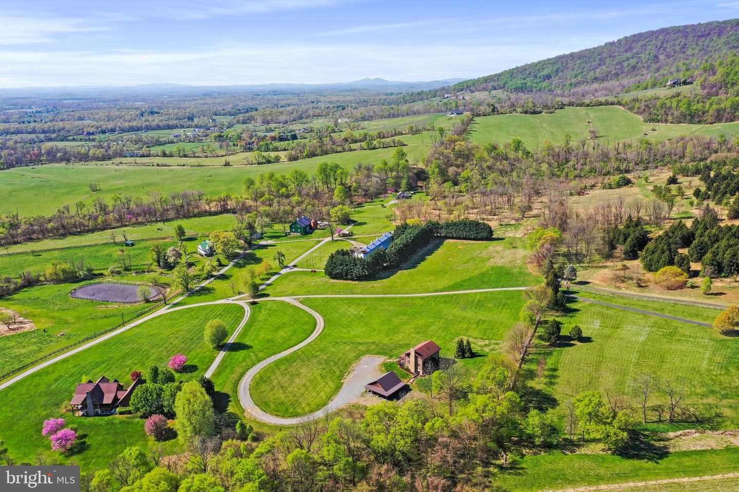 33928 BUCK MOUNTAIN LANE