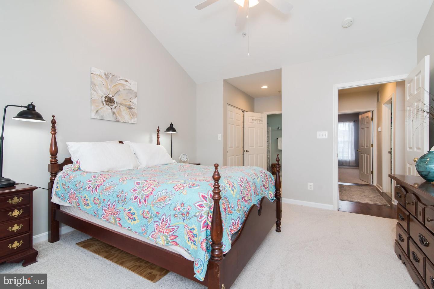 25340 LAKE MIST SQUARE Unit: 302