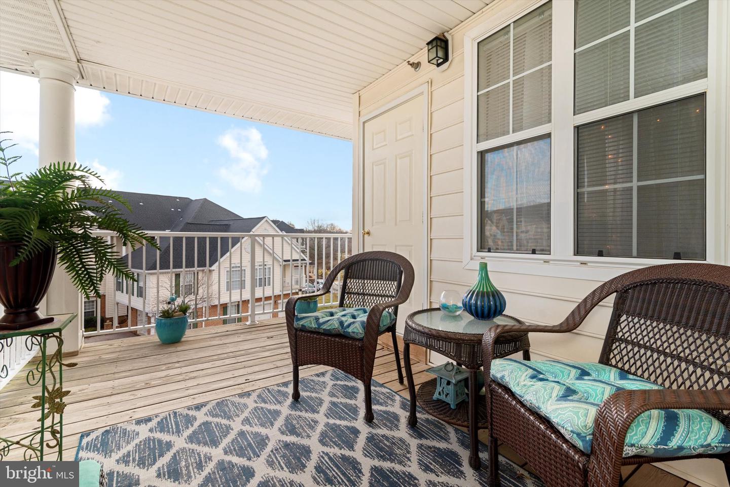 25340 LAKE MIST SQUARE Unit: 302