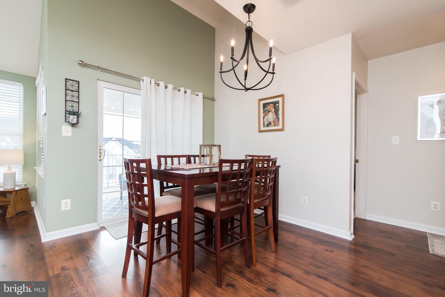 25340 LAKE MIST SQUARE Unit: 302