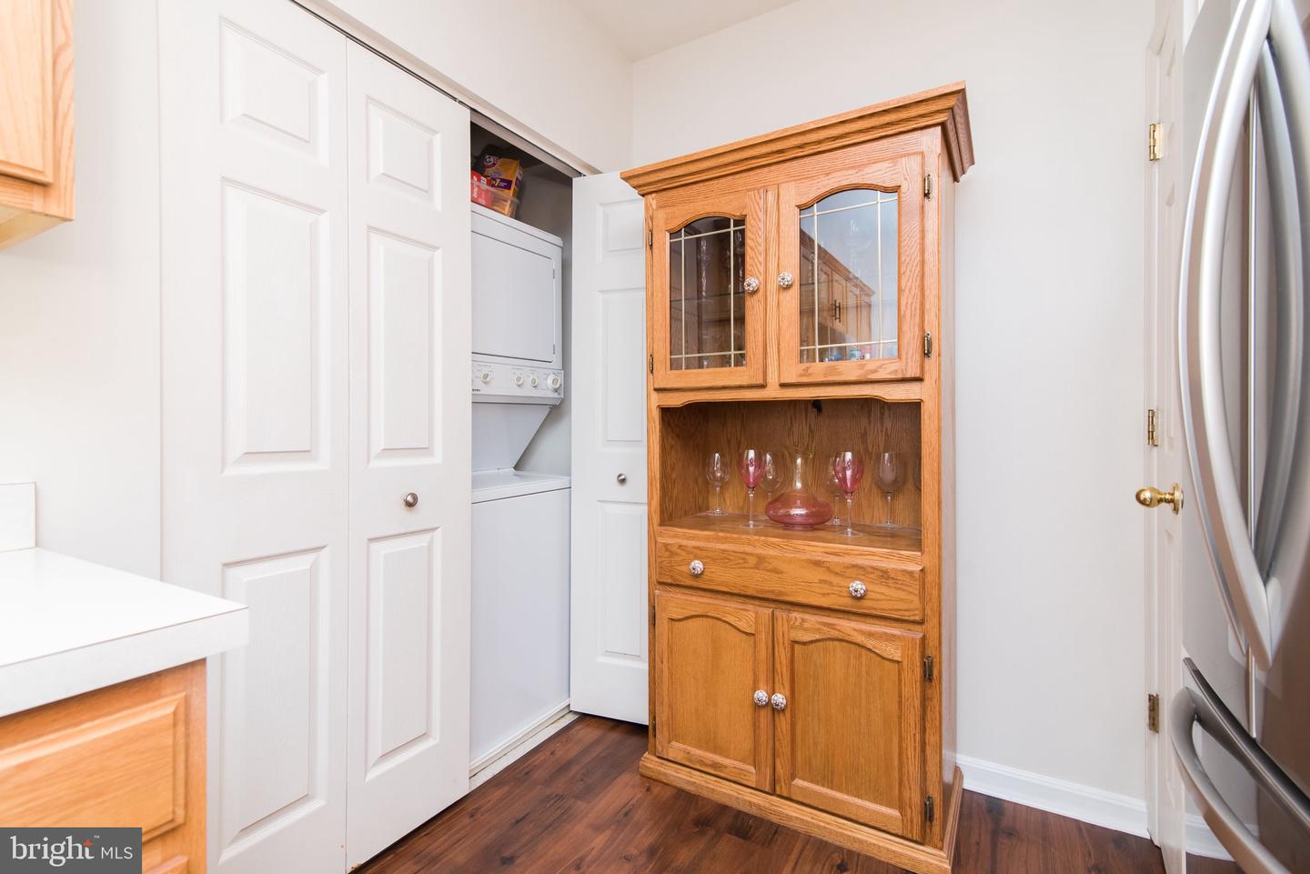 25340 LAKE MIST SQUARE Unit: 302