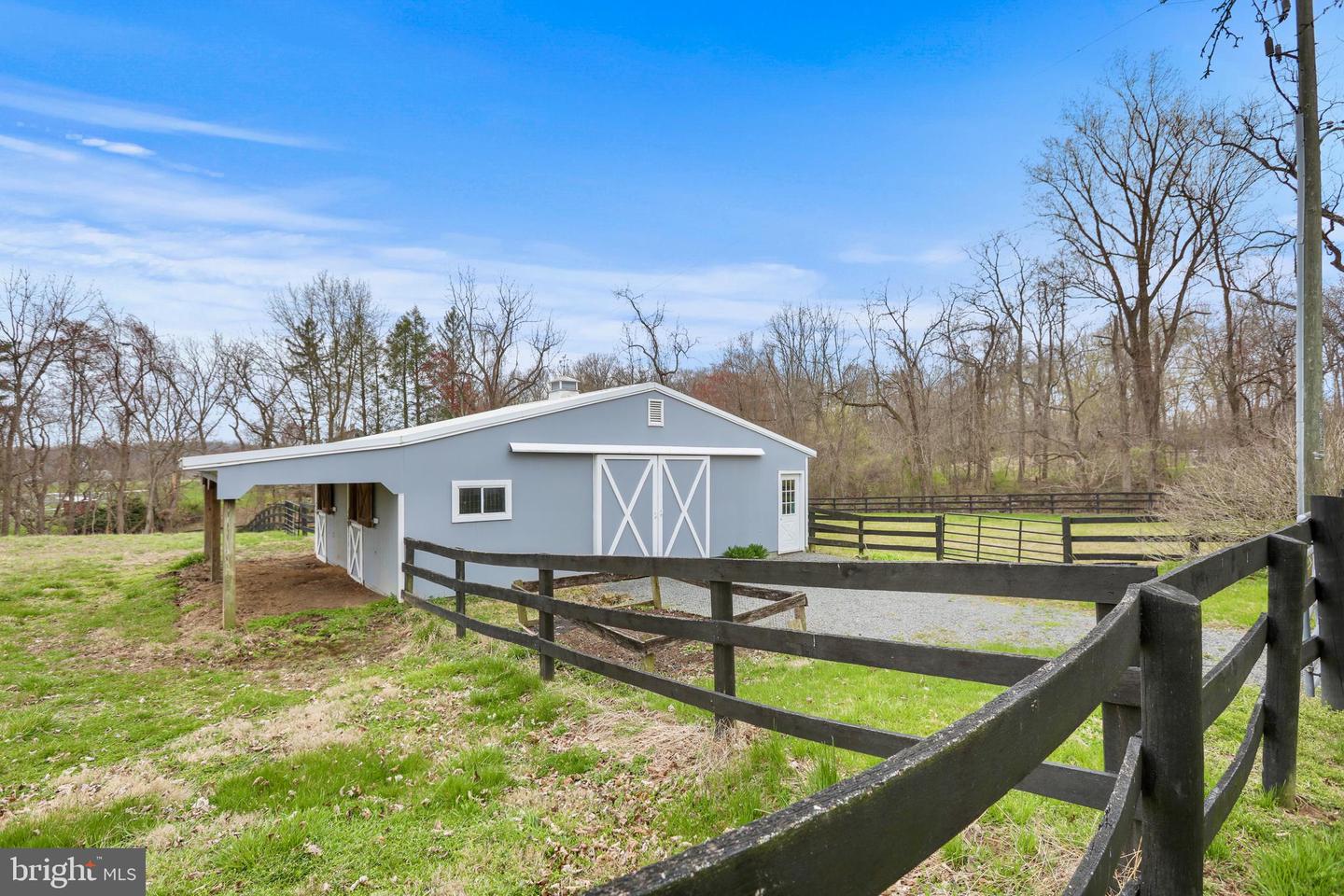 18644 FOUNDRY ROAD