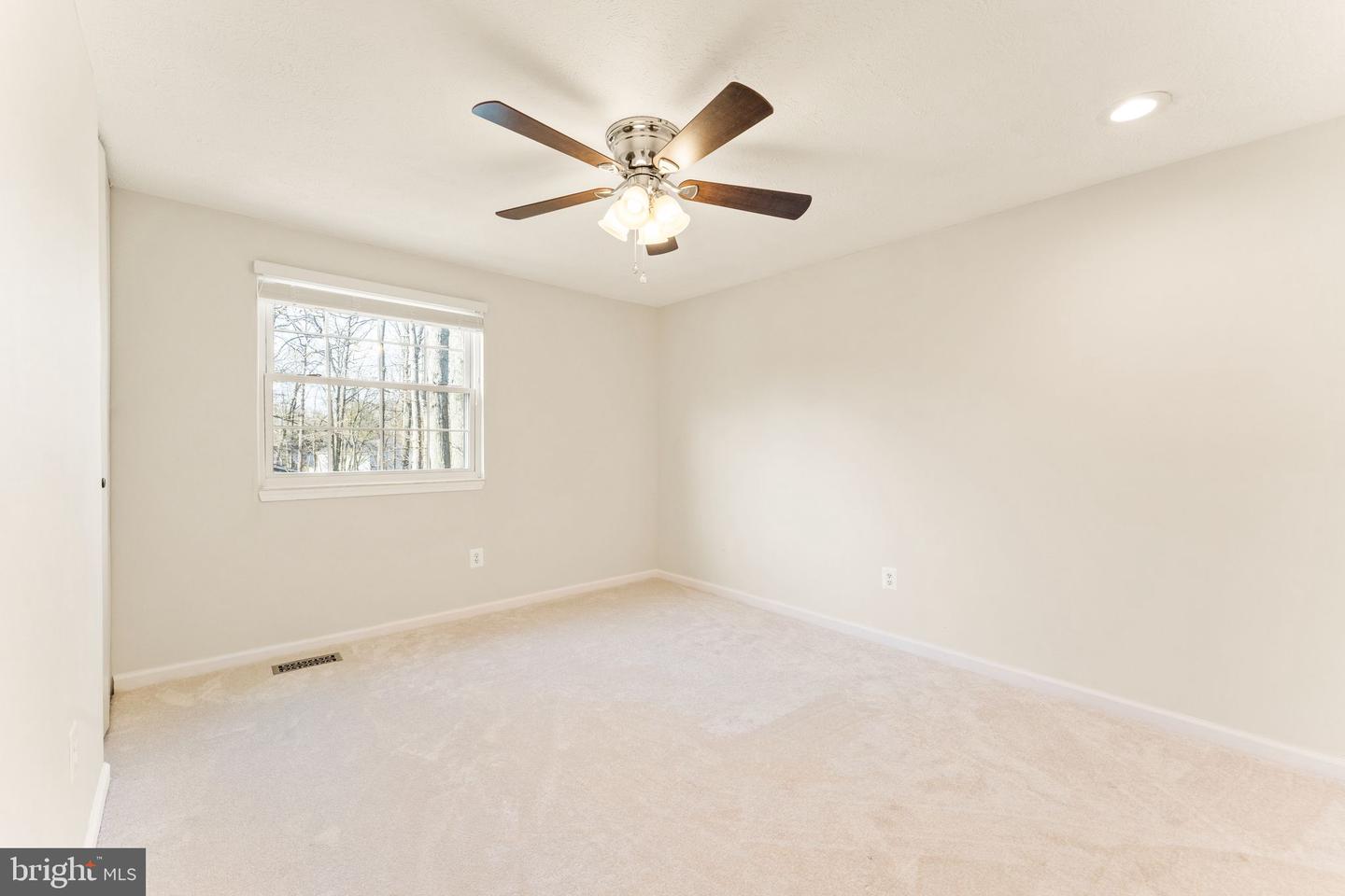 111 GOLD THORN WAY