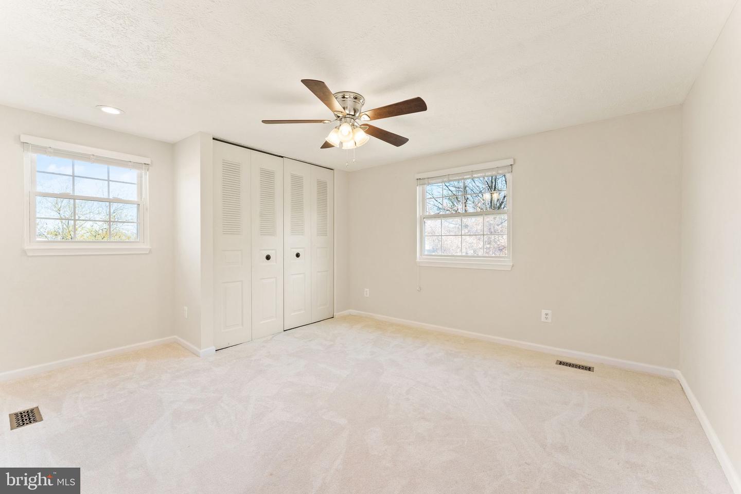 111 GOLD THORN WAY