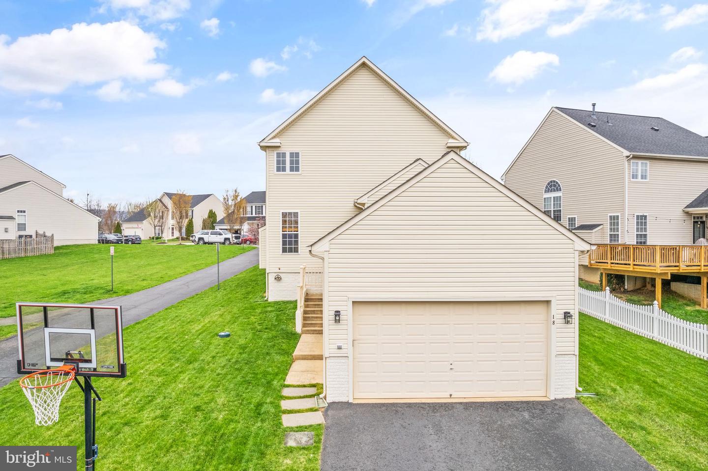 18 TRITAPOE PLACE