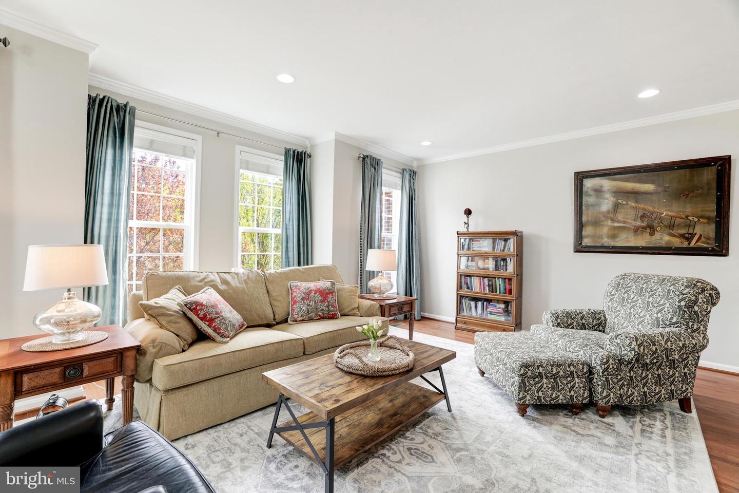 19379 COPPERMINE SQUARE