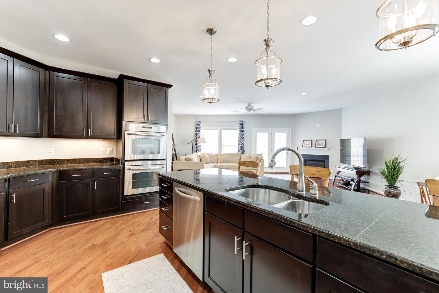 19379 COPPERMINE SQUARE