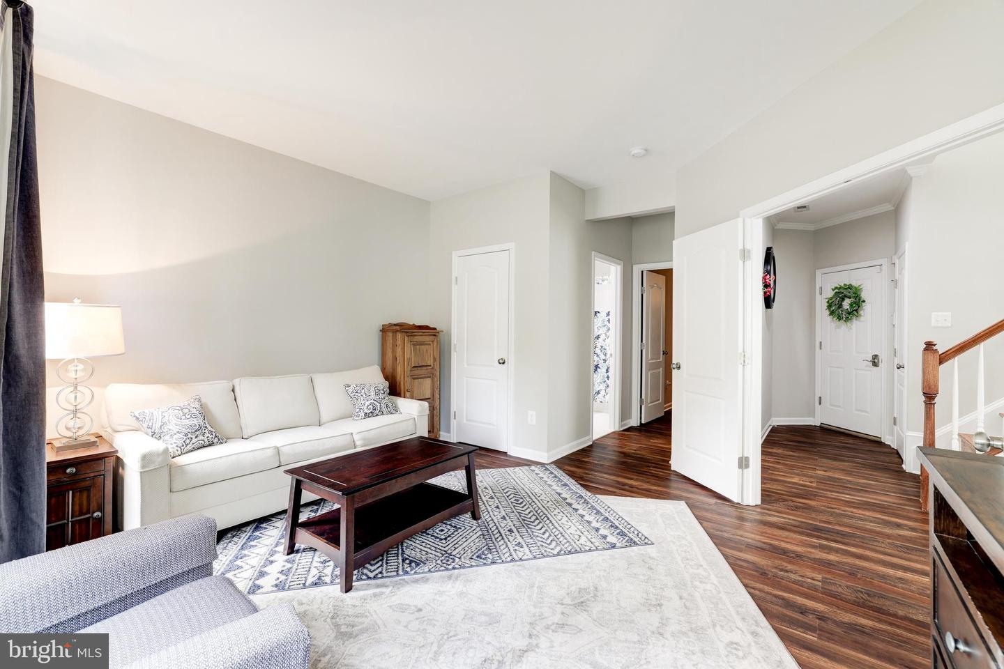 19379 COPPERMINE SQUARE
