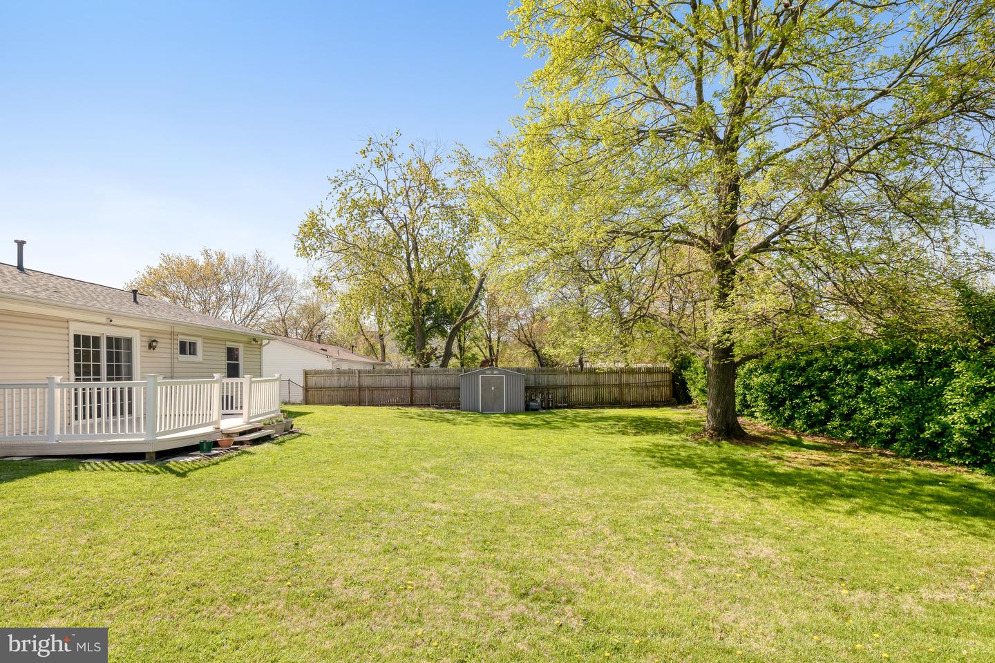 803 W MAPLE AVENUE W