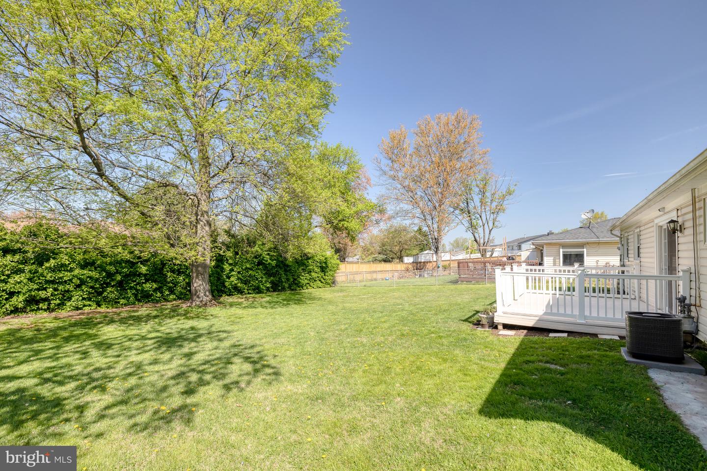 803 W MAPLE AVENUE W