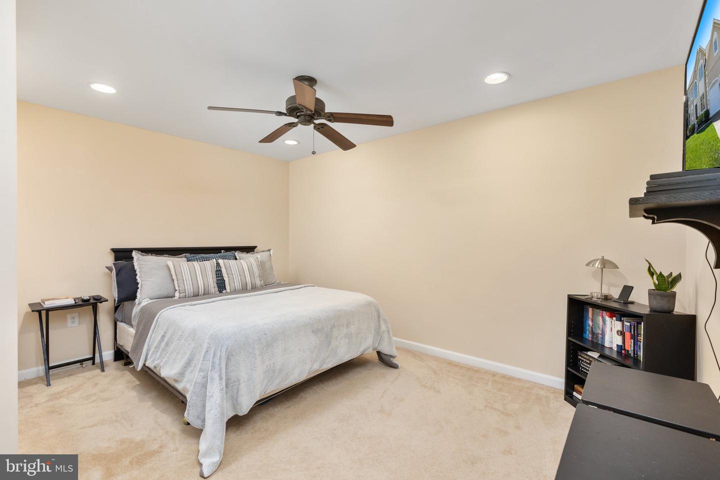 43763 CARSON COURT