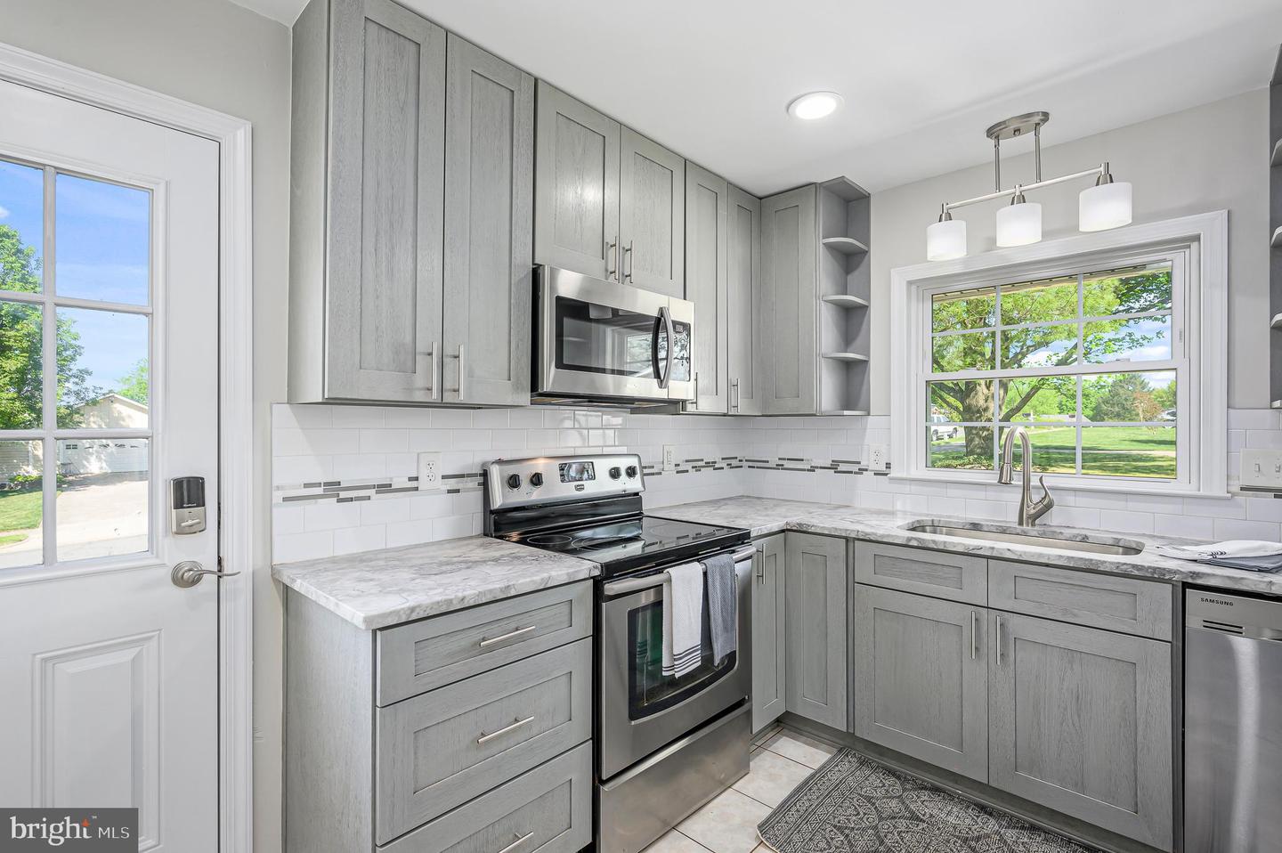 204 MORVEN PARK ROAD NW