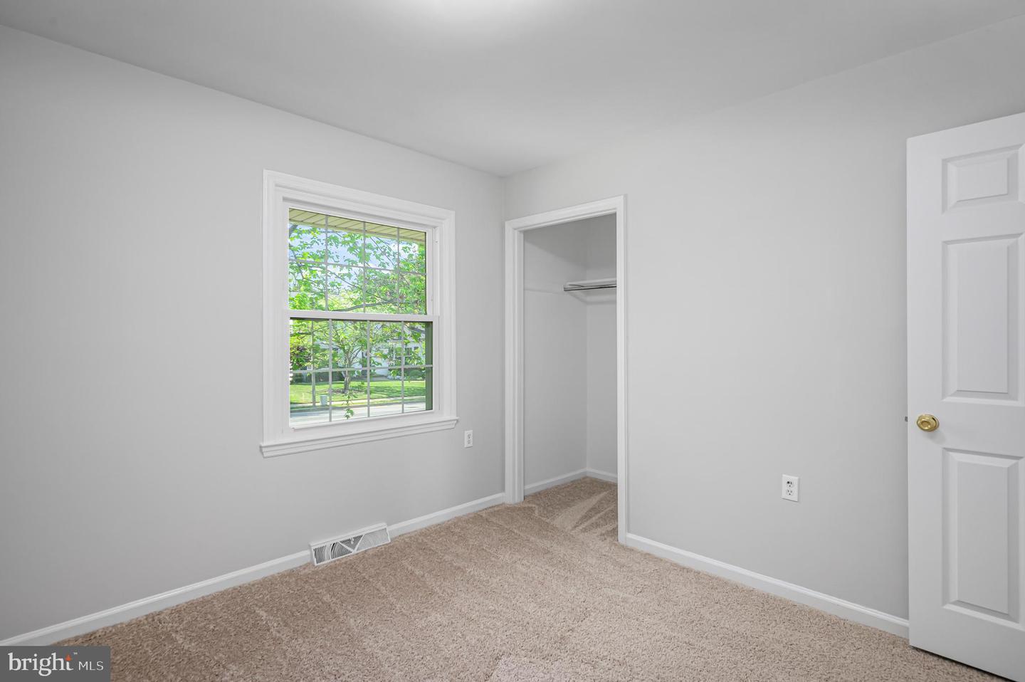 204 MORVEN PARK ROAD NW