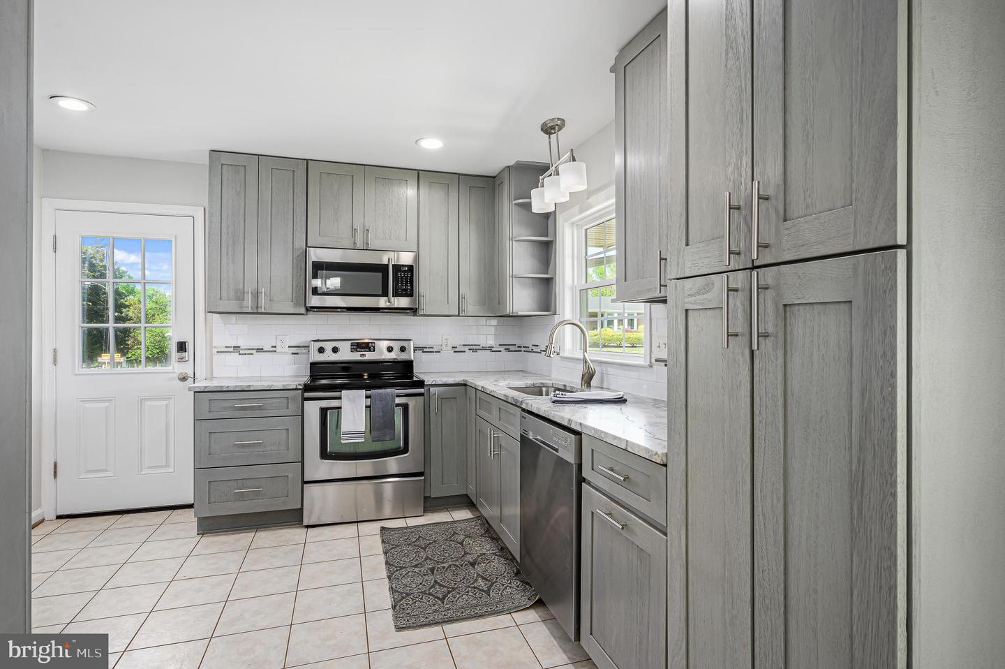 204 MORVEN PARK ROAD NW