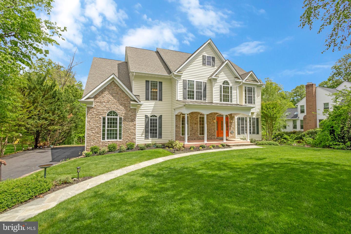 19834 SMITH CIRCLE