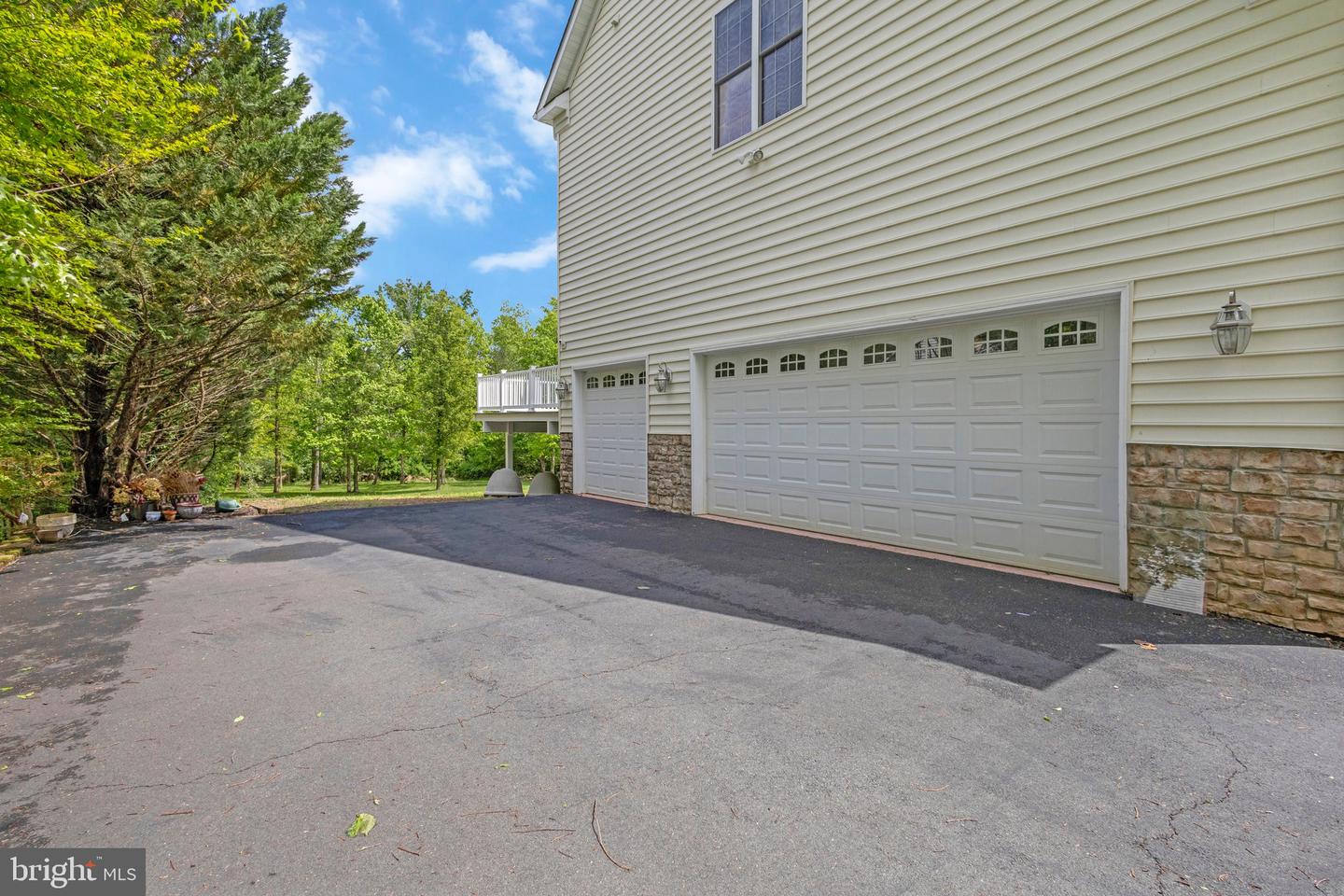 19834 SMITH CIRCLE