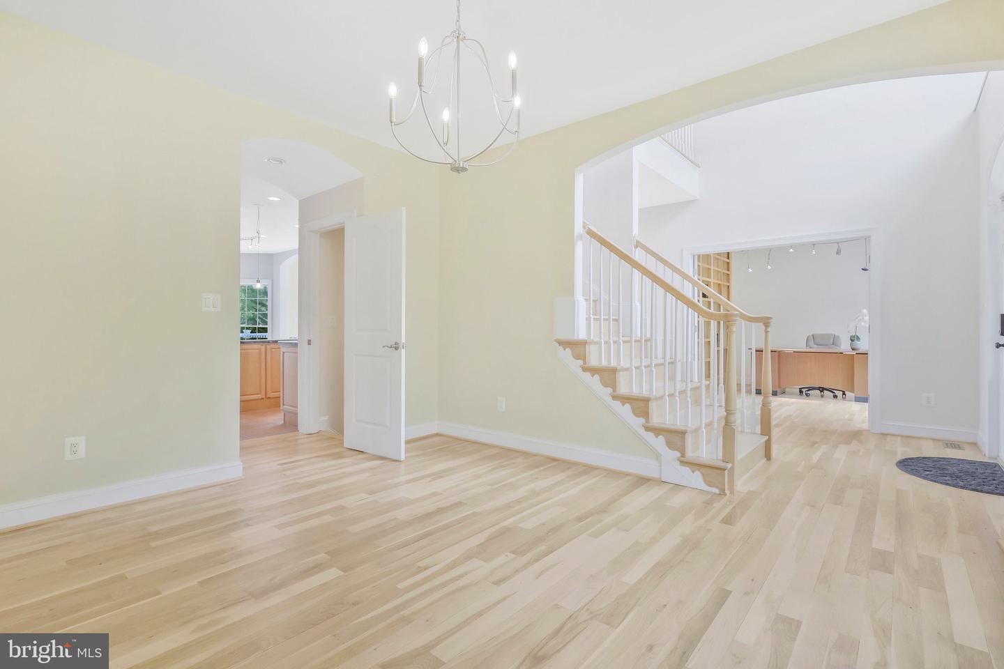 19834 SMITH CIRCLE