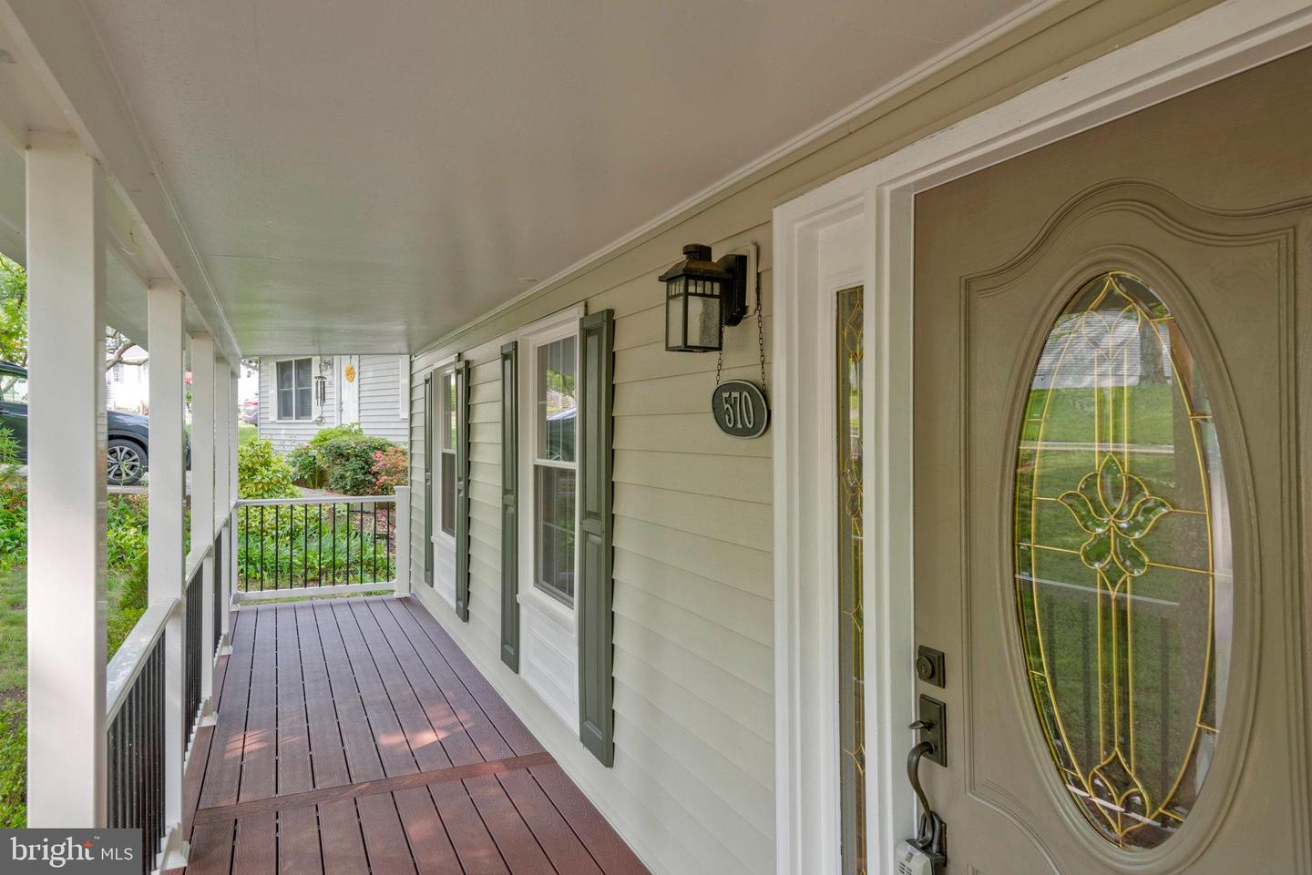 570 ROCKBRIDGE DRIVE SE