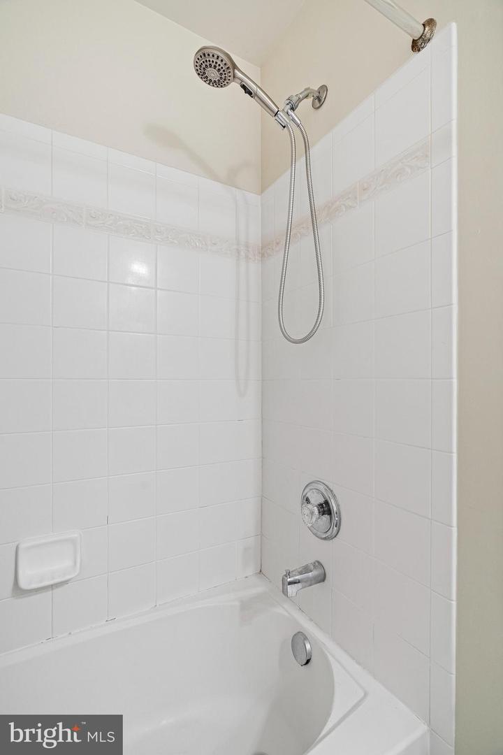 21216 MCFADDEN SQUARE Unit: 408