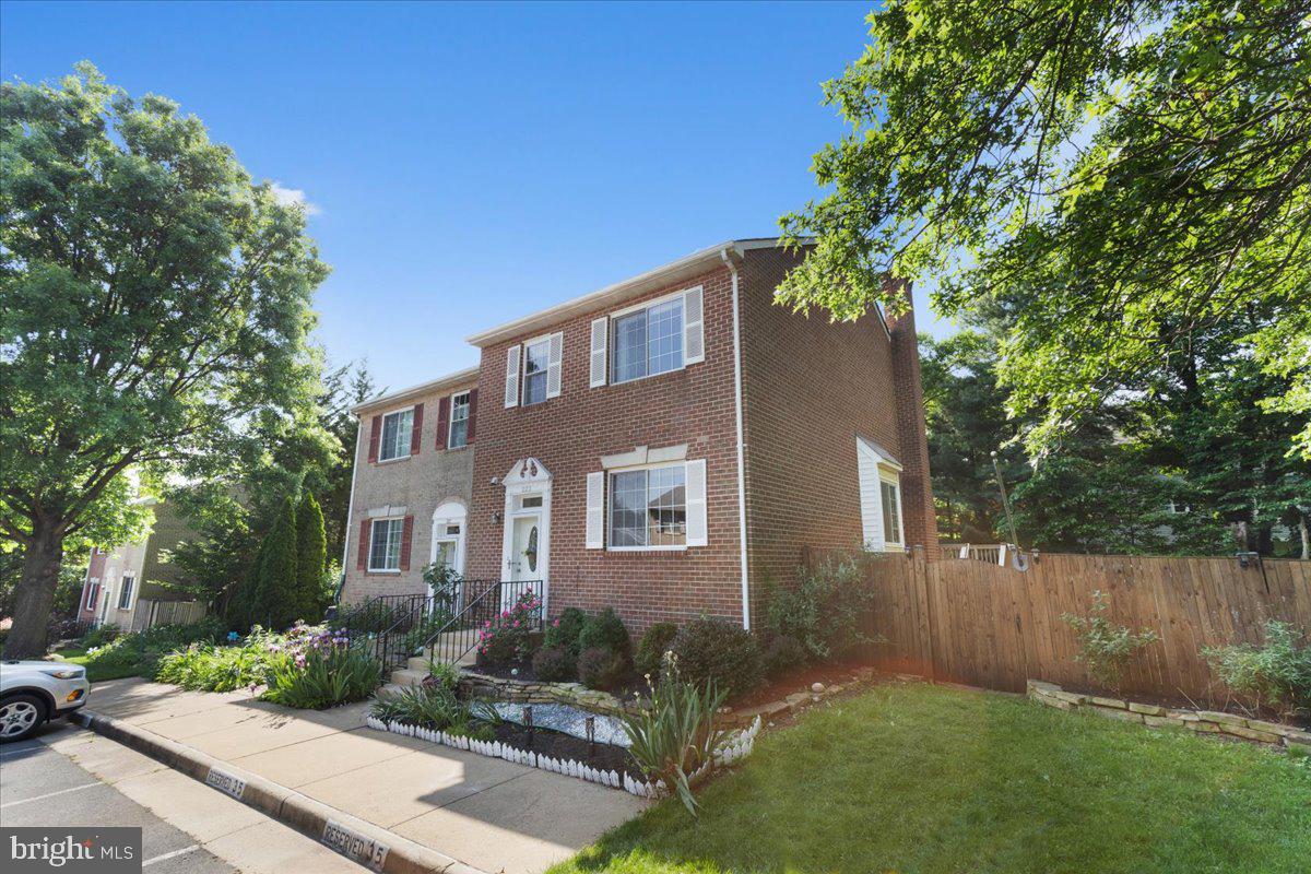 223 BEACON DRIVE