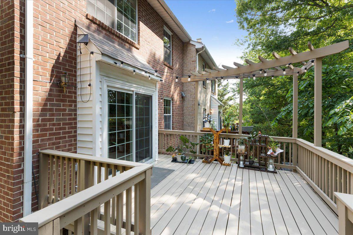 223 BEACON DRIVE