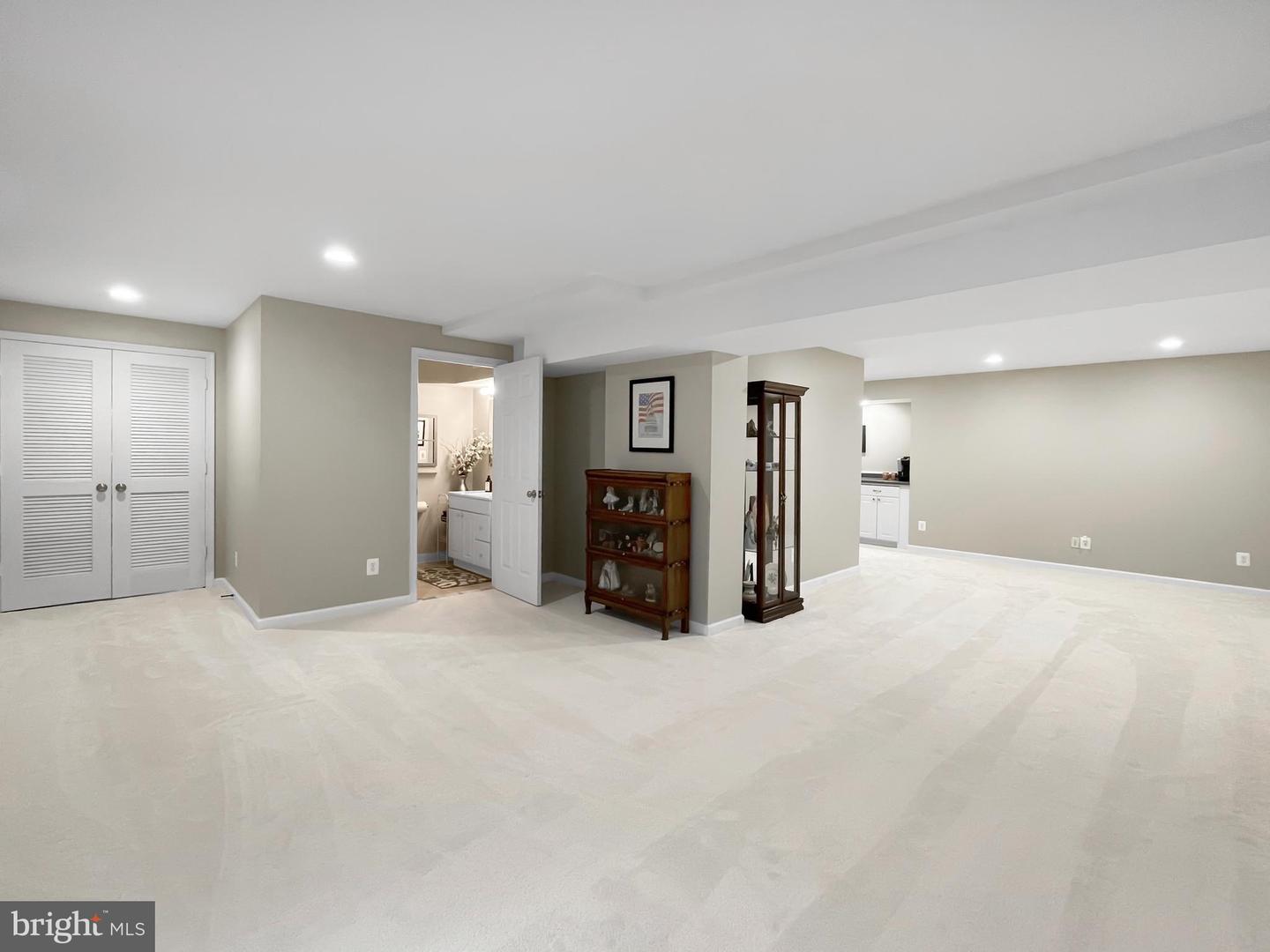 21290 LANDAU COURT