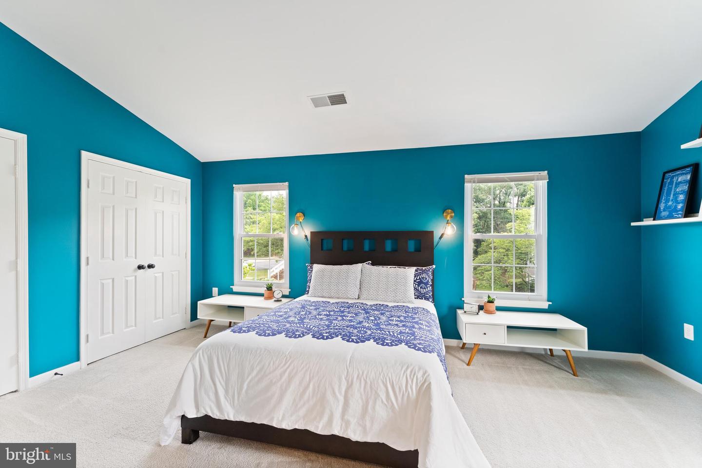 411 BRECKINRIDGE SQUARE SE