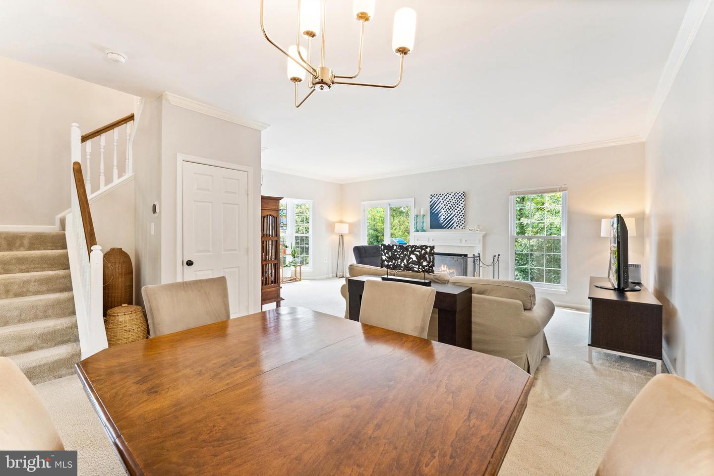 411 BRECKINRIDGE SQUARE SE