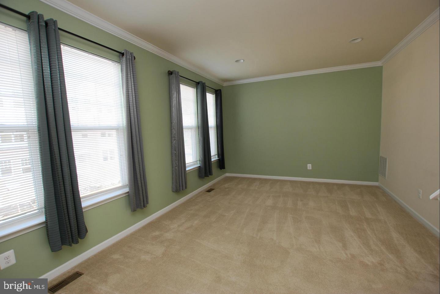 25585 FELTRE TERRACE
