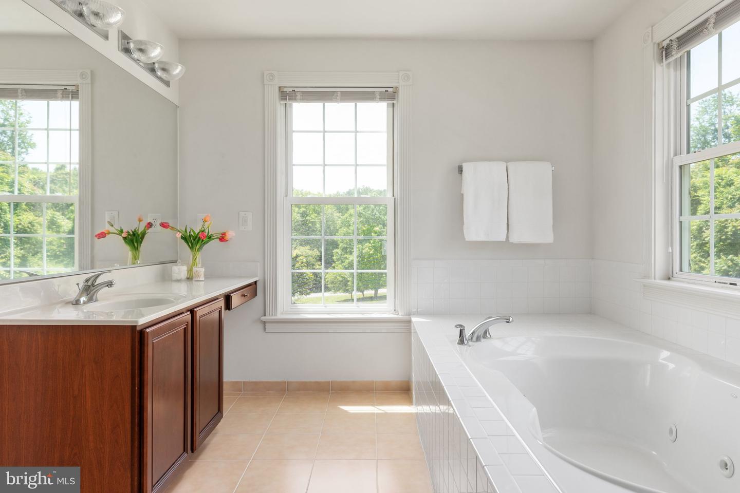 35420 AUTUMN RIDGE COURT