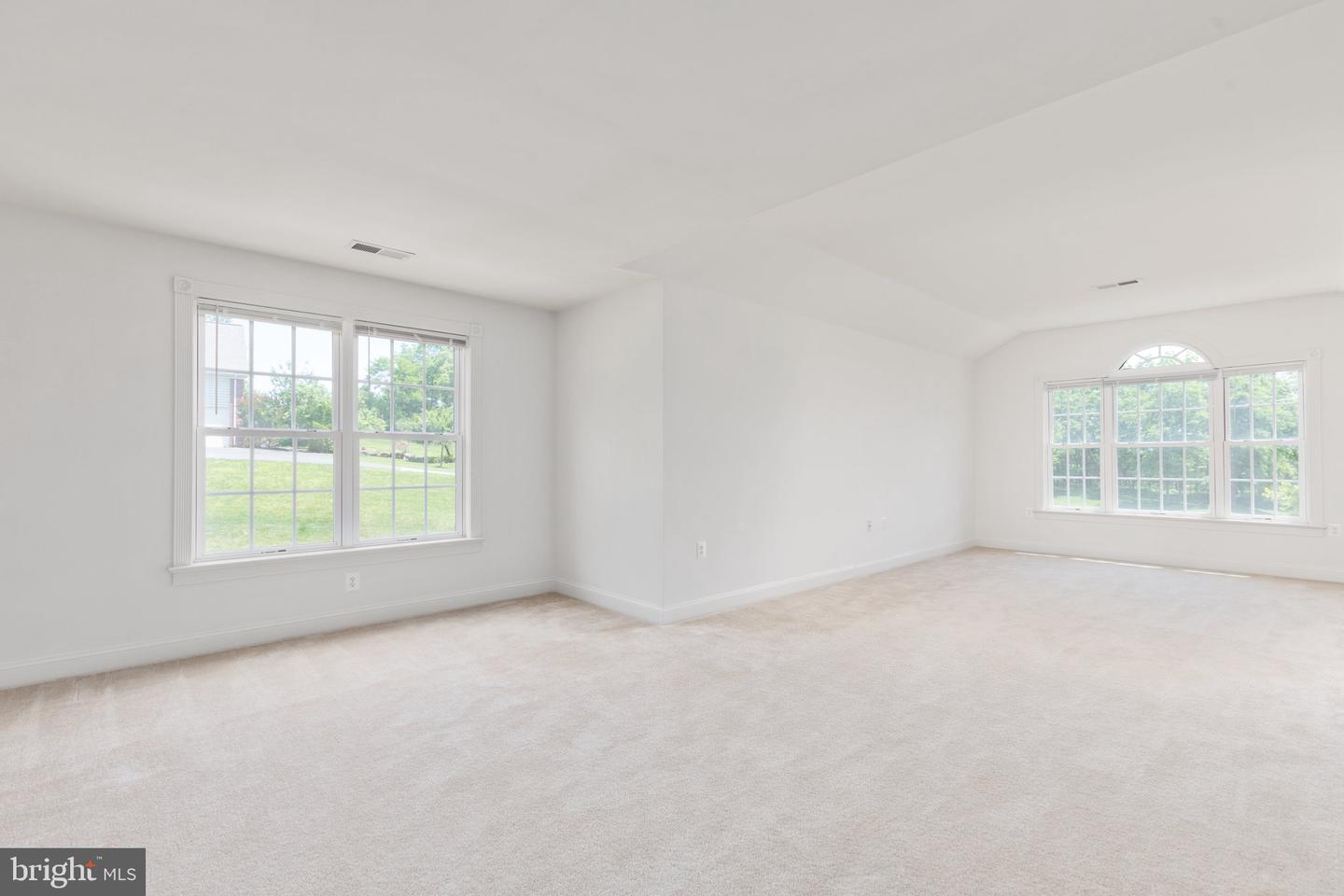 35420 AUTUMN RIDGE COURT