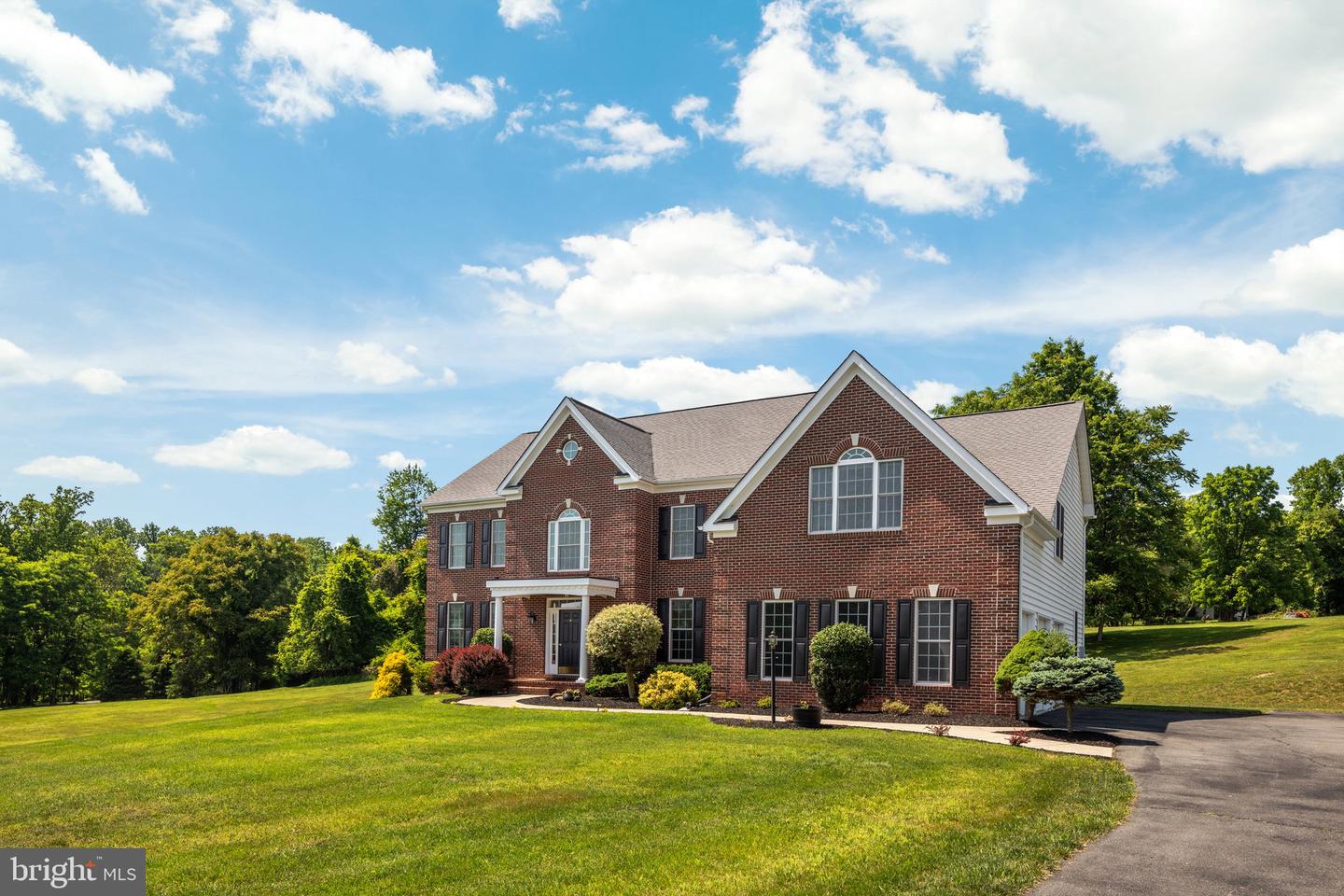 35420 AUTUMN RIDGE COURT