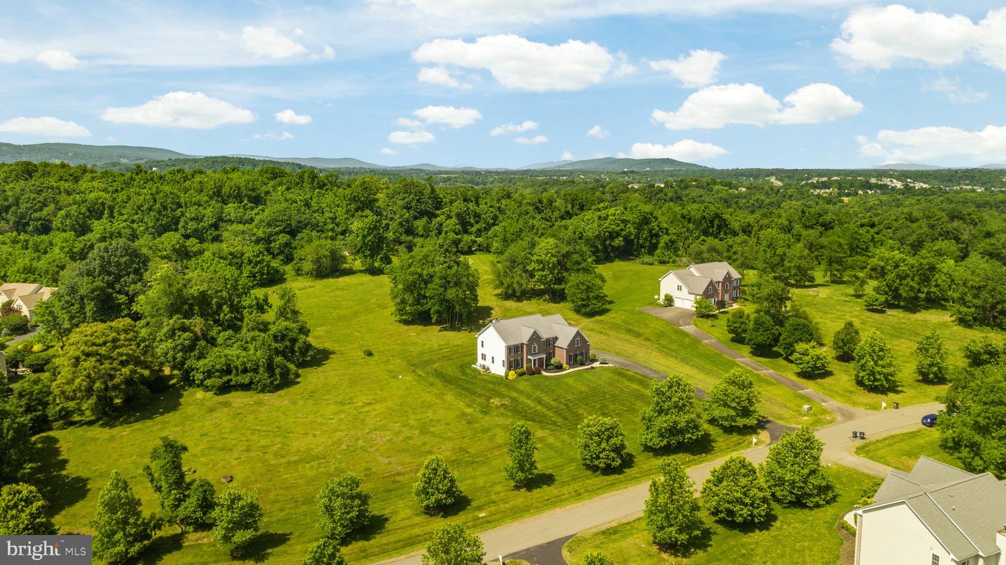 35420 AUTUMN RIDGE COURT