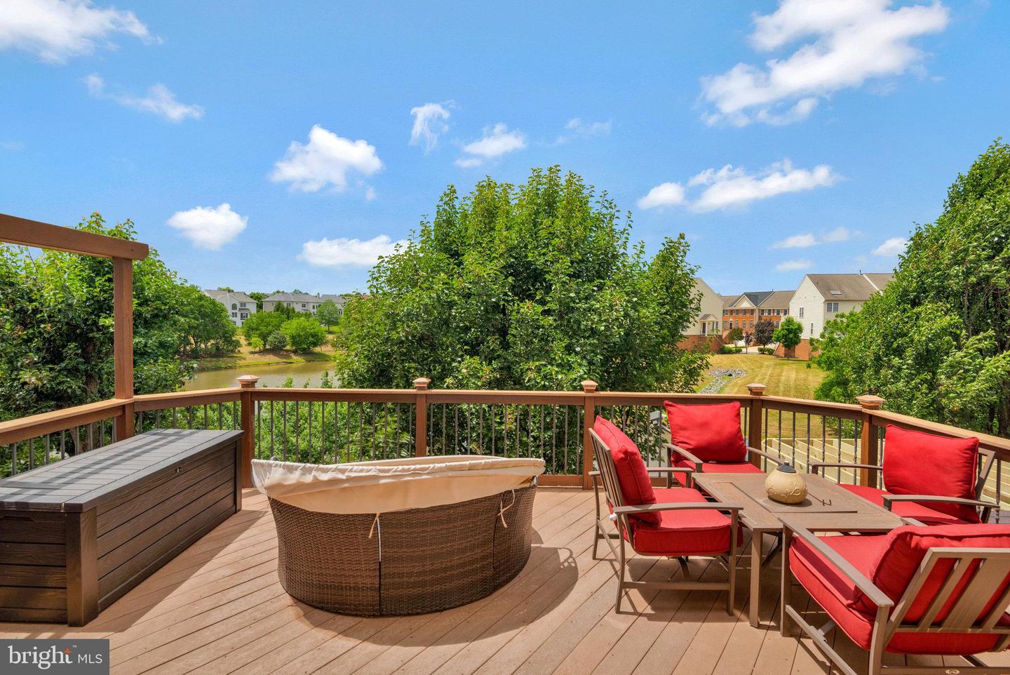22601 UPPERVILLE HEIGHTS SQUARE
