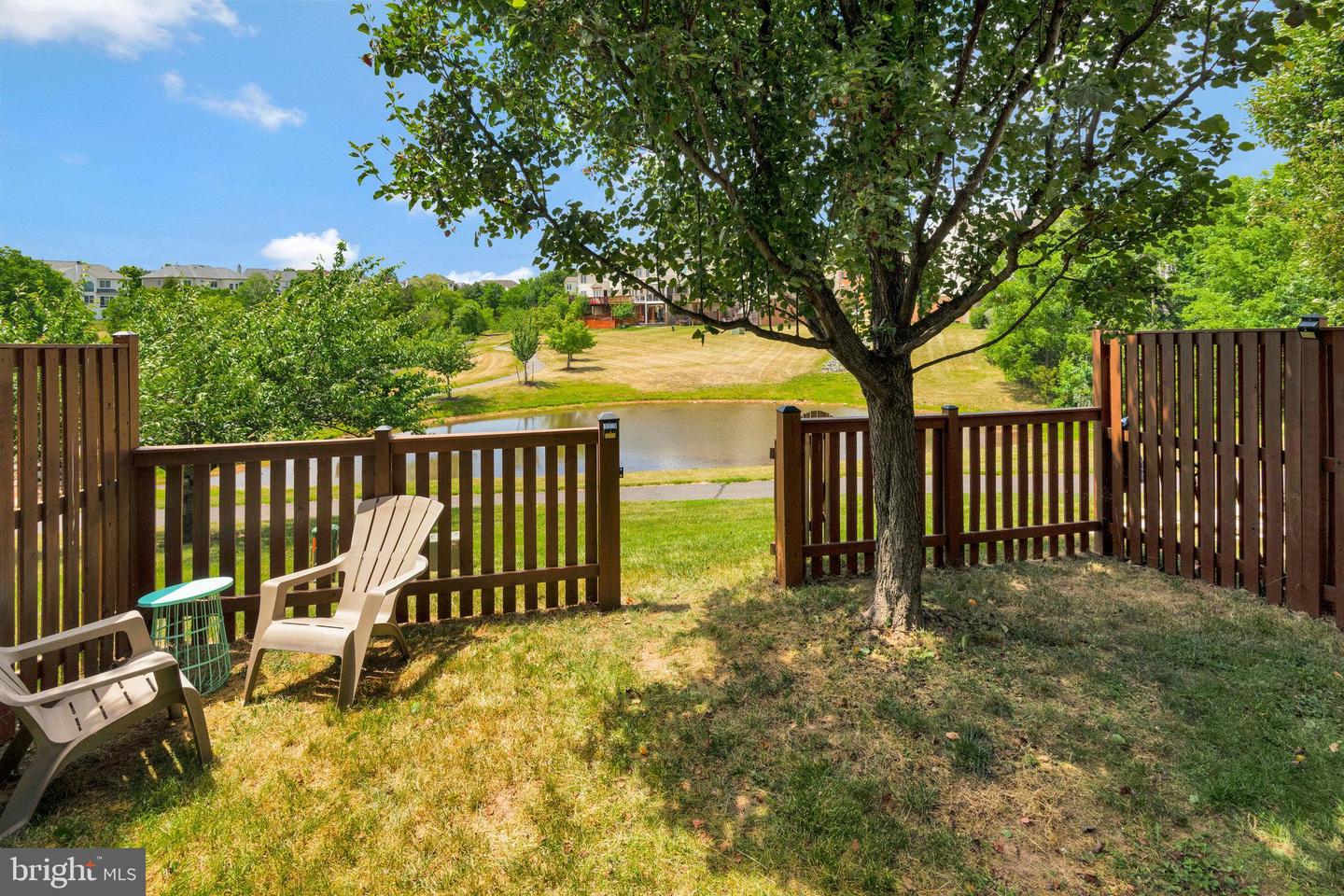 22601 UPPERVILLE HEIGHTS SQUARE