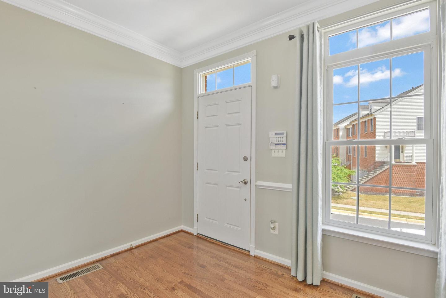 22601 UPPERVILLE HEIGHTS SQUARE