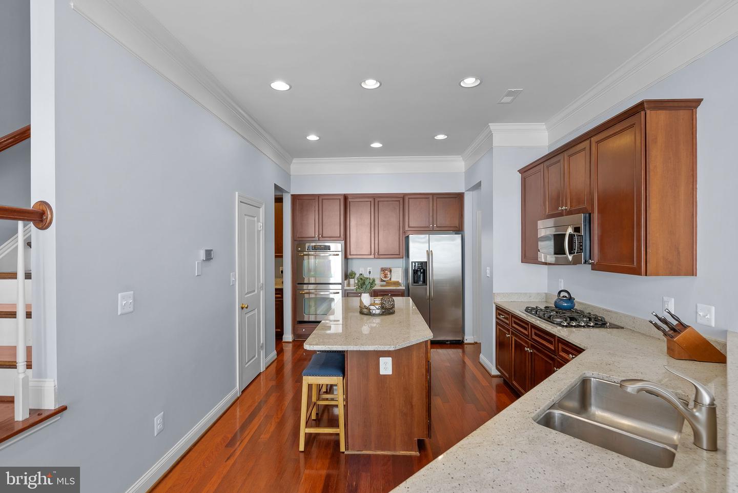 42761 EXPLORER DRIVE