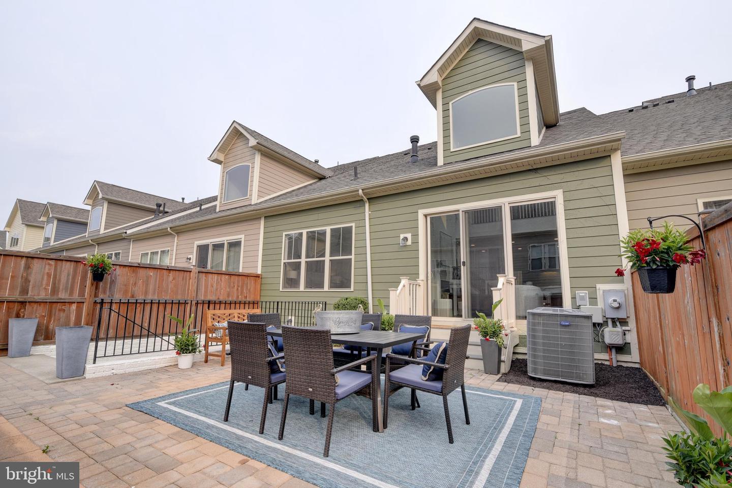 44262 MIMOSA GROVE SQUARE