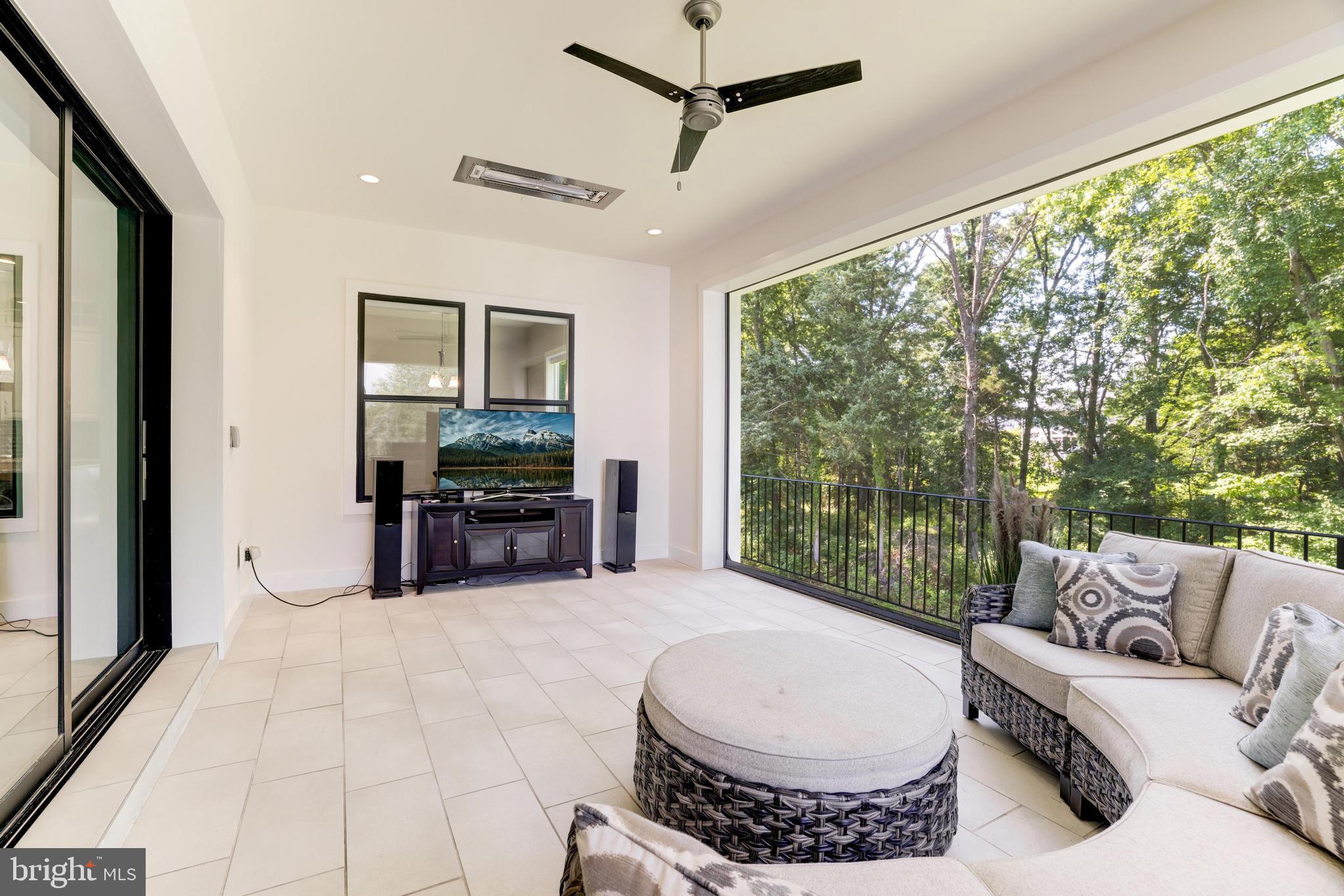 41480 LAVENDER BREEZE CIRCLE