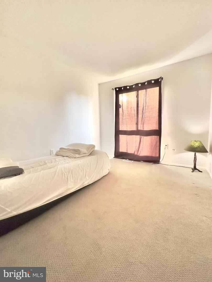 136 N COTTAGE ROAD