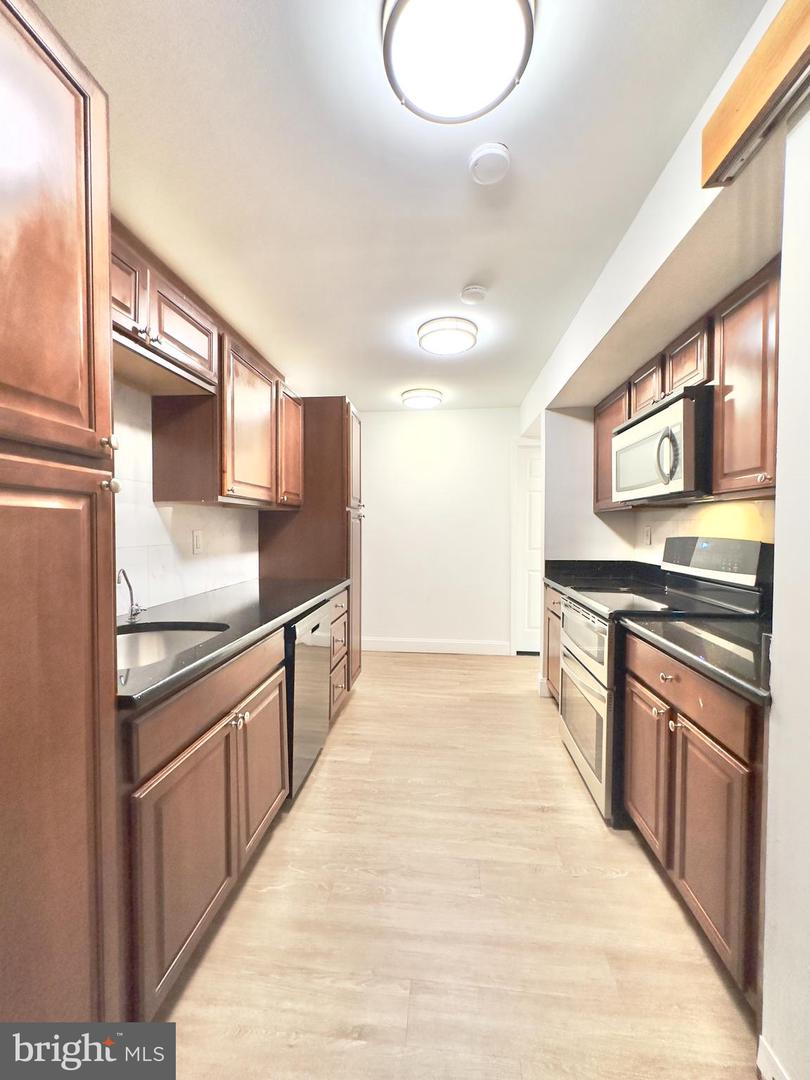 136 N COTTAGE ROAD