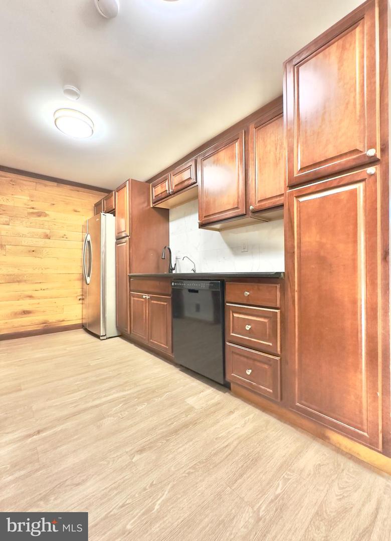 136 N COTTAGE ROAD