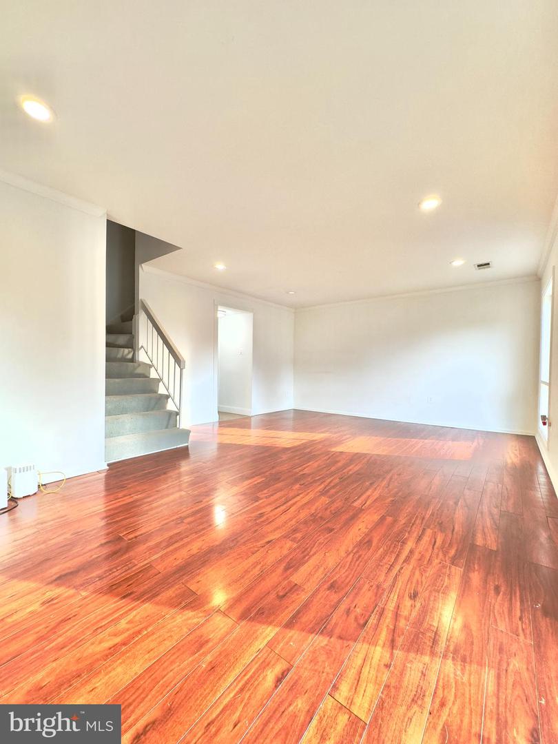 136 N COTTAGE ROAD
