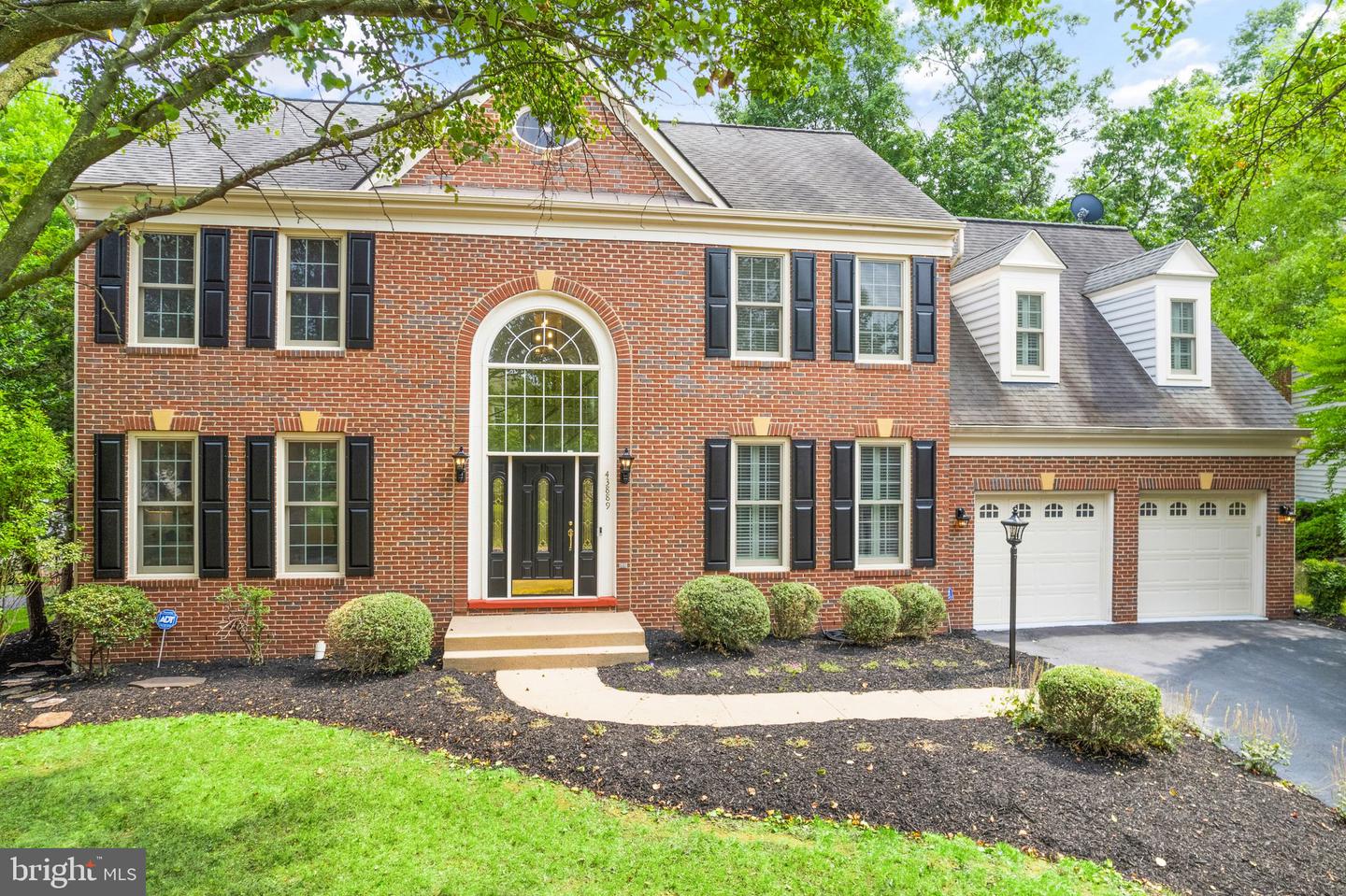 43889 LOGANWOOD COURT
