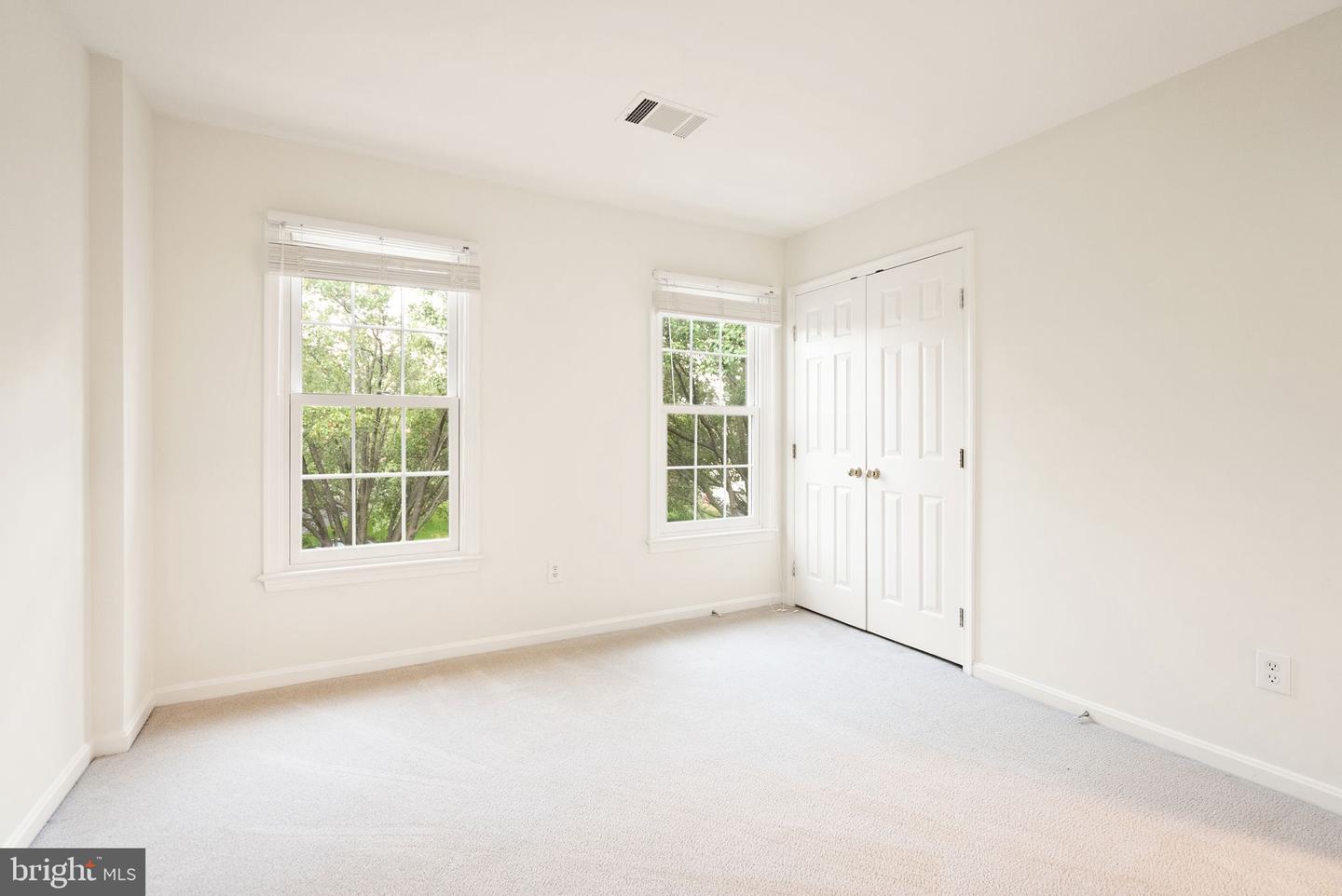 43889 LOGANWOOD COURT