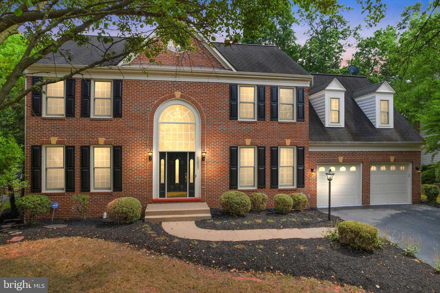 43889 LOGANWOOD COURT