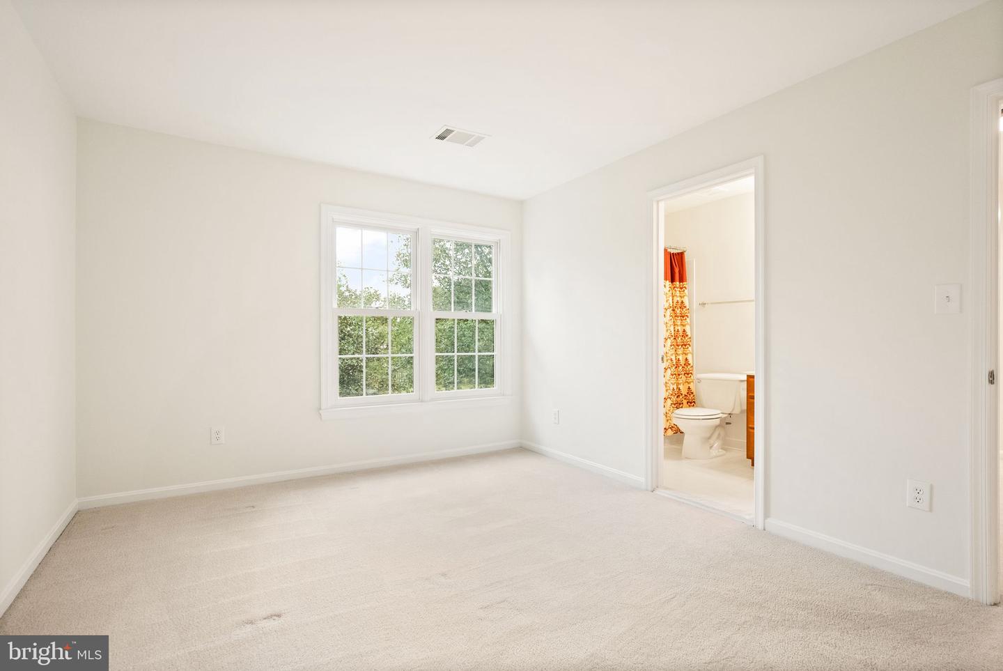 43889 LOGANWOOD COURT