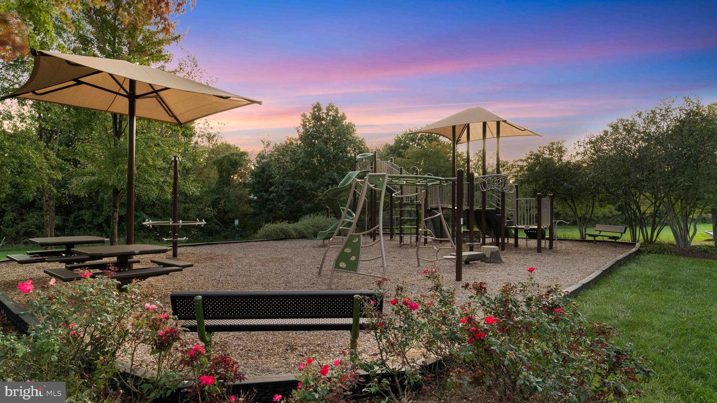 43889 LOGANWOOD COURT