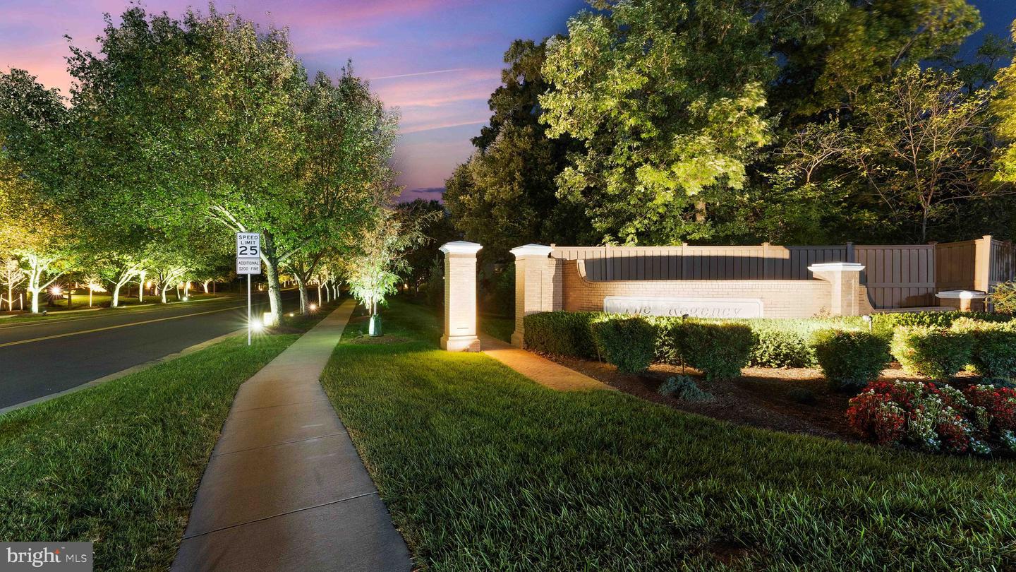 43889 LOGANWOOD COURT