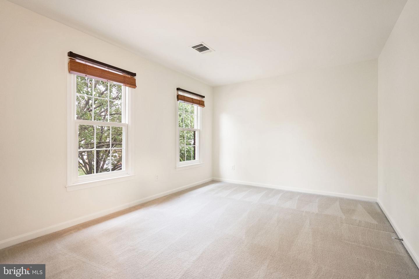 43889 LOGANWOOD COURT